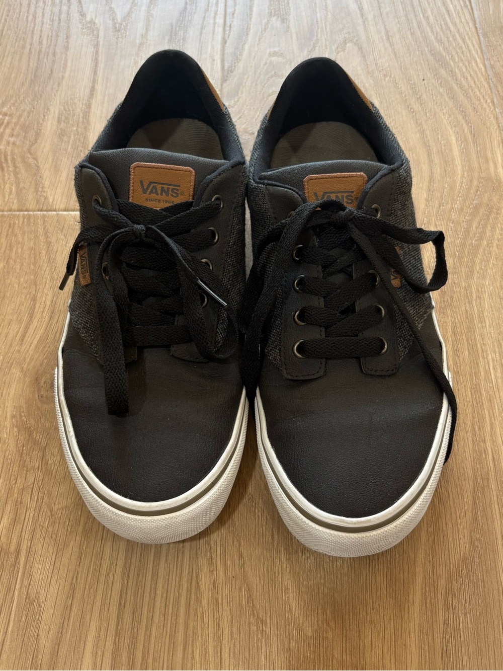 Vans Men's Black Canvas Low-Top Sneakers with White Sole